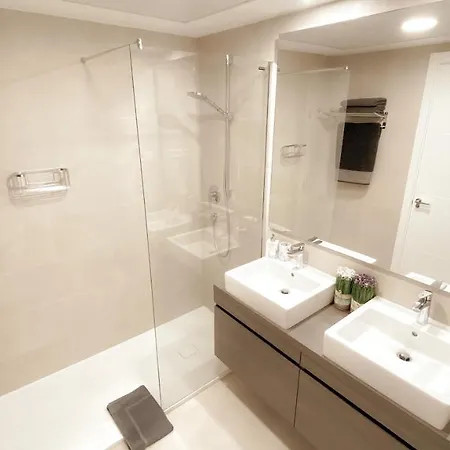 Appartamento Super Six - Brand New Seaview In Costa Del Sol Fuengirola Esterno foto